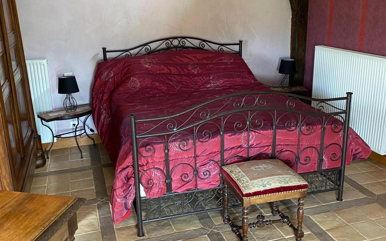 Le Domaine De Tizo 호텔 Saint-Victor-de-Morestel 외부 사진
